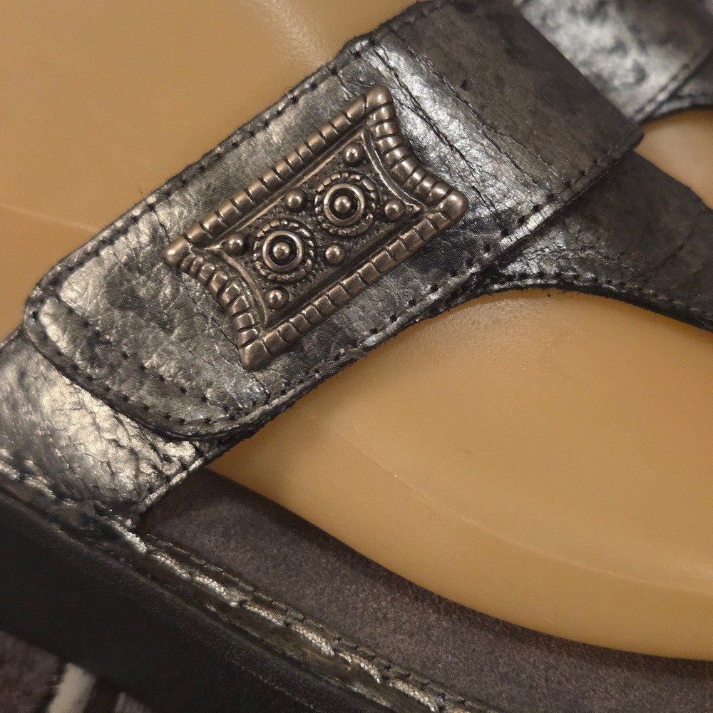 Sz 38/ 8-8.5 Alegria Carina Pewter Metallic Leather Thong Sandals Worn 1X! - Picture 4 of 8